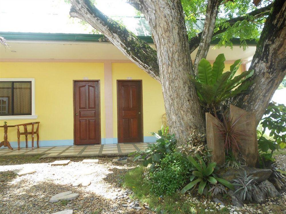 Tia Mers Guest House Puerto Princesa Екстер'єр фото