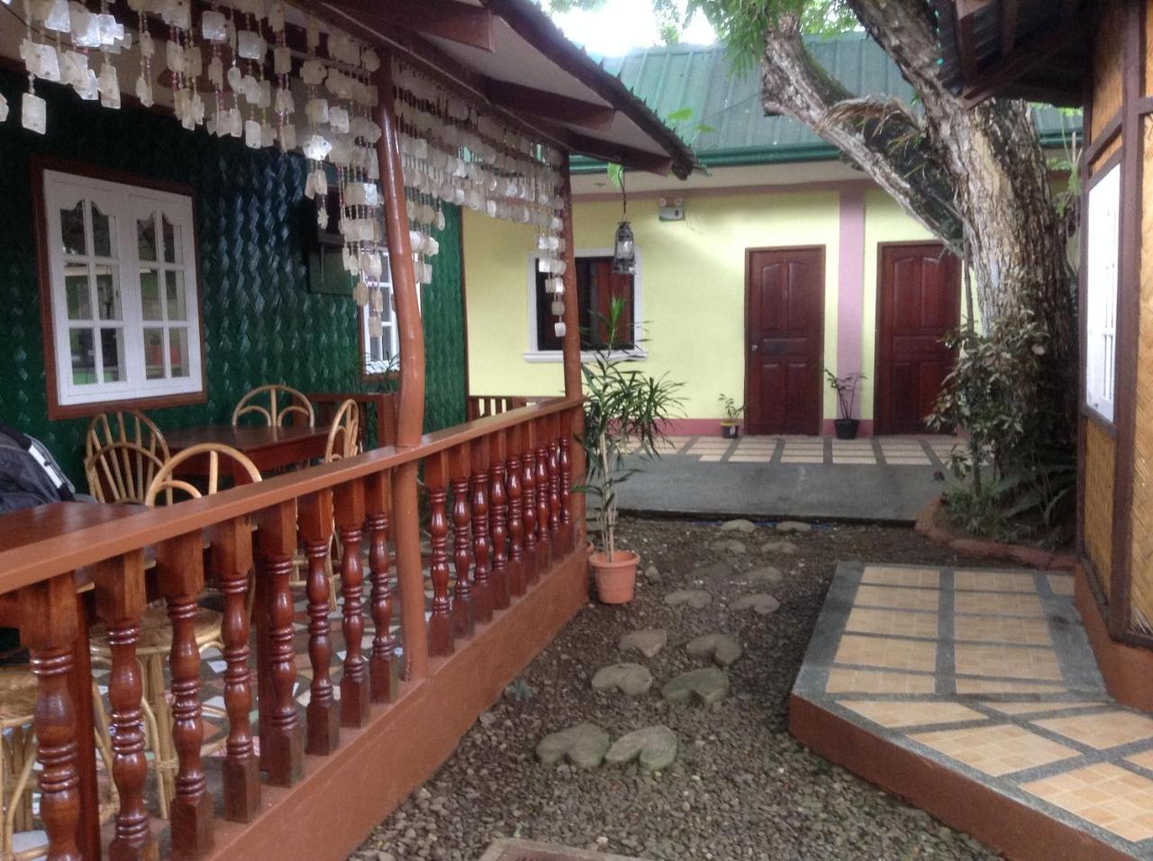 Tia Mers Guest House Puerto Princesa Екстер'єр фото